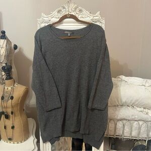 Neiman Marcus Charcoal Cashmere Women's Sweater